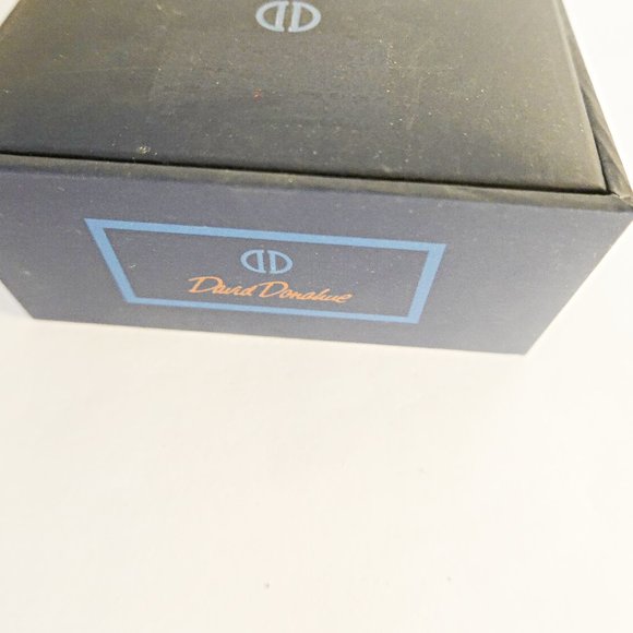 David Donahue set of cuff links and studs new in box - Picture 2 of 2